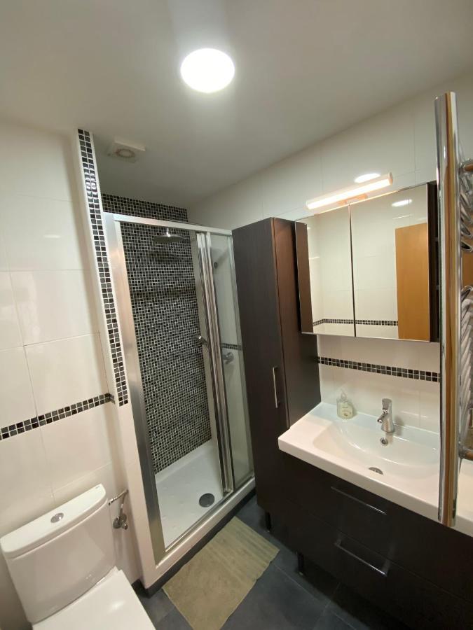 Entire New Apartment 20' From Barcelona Sabadell Exterior photo