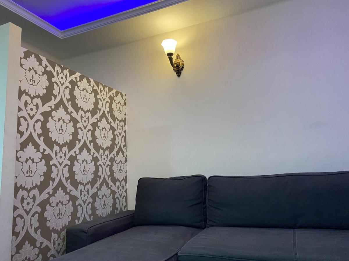 Entire New Apartment 20' From Barcelona Sabadell Exterior photo