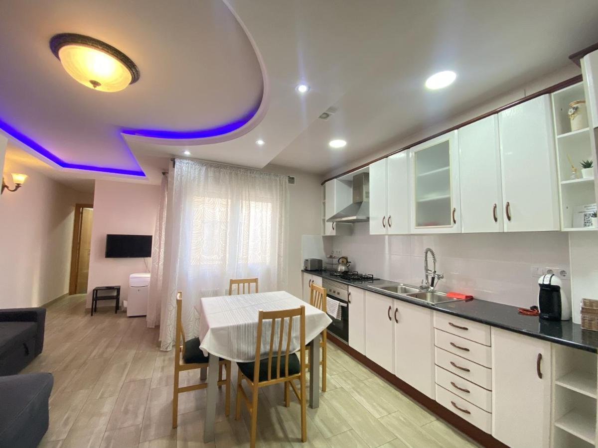 Entire New Apartment 20' From Barcelona Sabadell Exterior photo